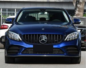 C-Class W205 2019+ Gt Style Black Grille With Camera Hole