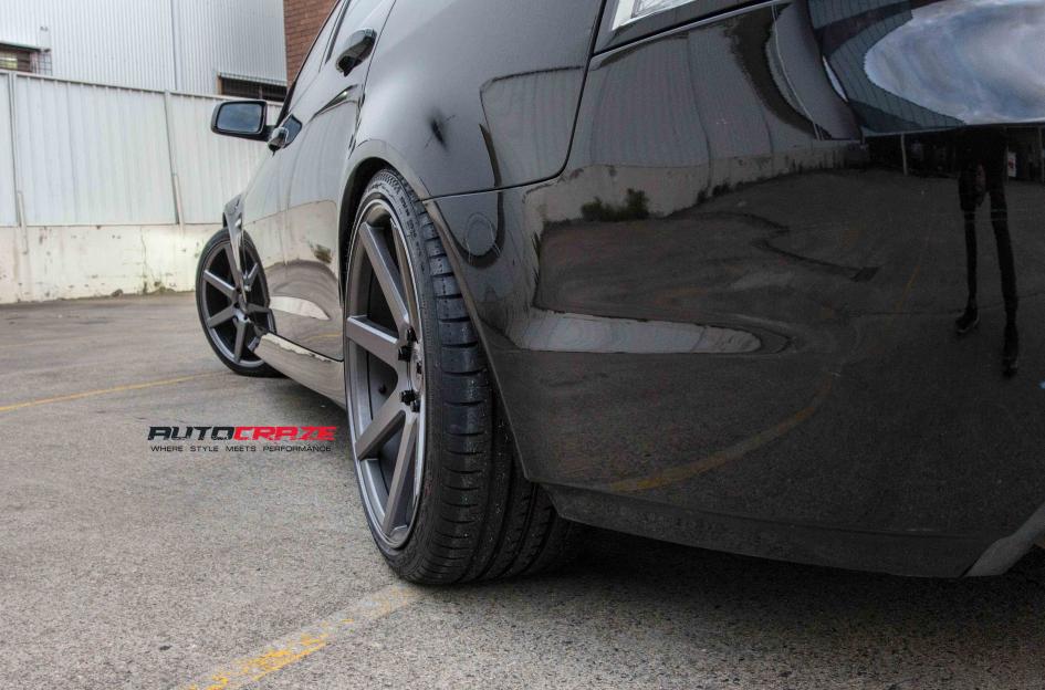 HOLDEN-COMMODORE-VERONA-MATTE-GUN-METAL