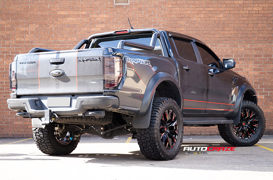 FORD RANGER RAPTOR FUEL FLAME 5 GLOSS BLACK MILLED RED