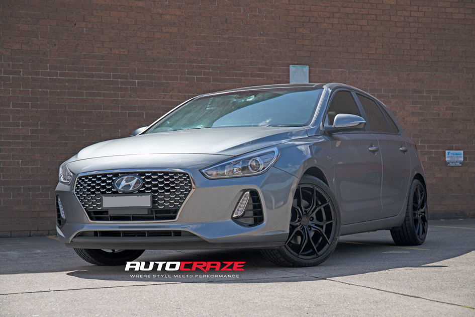 Hyundai i30 SSW Venom Matte Black