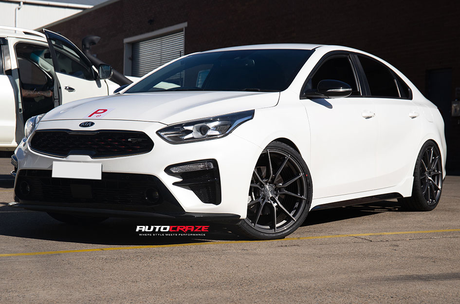 KIA CERATO KING VENOM GUNMETAL