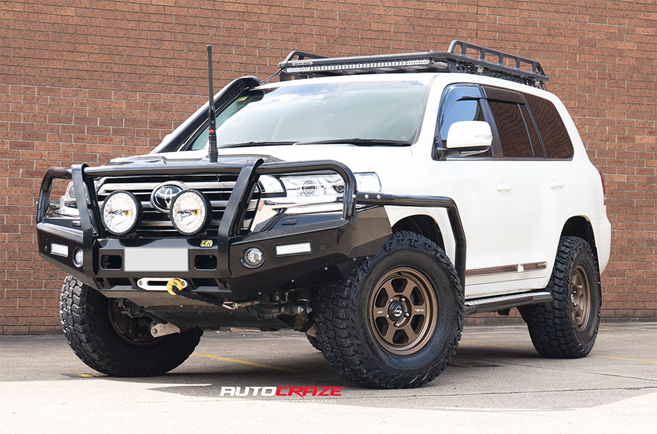 TOYOTA LANDCRUISER 200 SERIES FUEL HYPE MATTE BRONZE