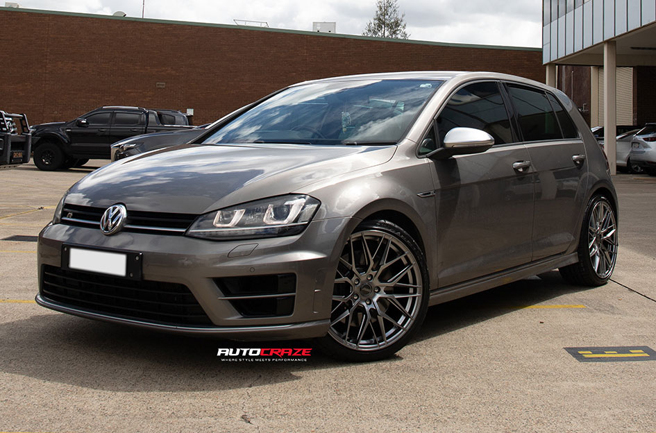 VOLKSWAGEN GOLF SSW HOCKENHEIM HYPER BLACK