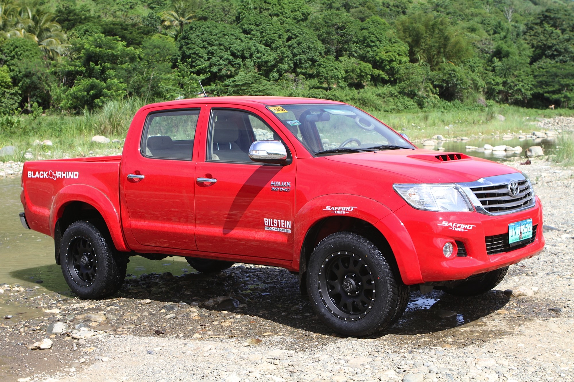 20 Gambar  Toyota Hilux  Stiker Wacana Modifikasi Mobil 