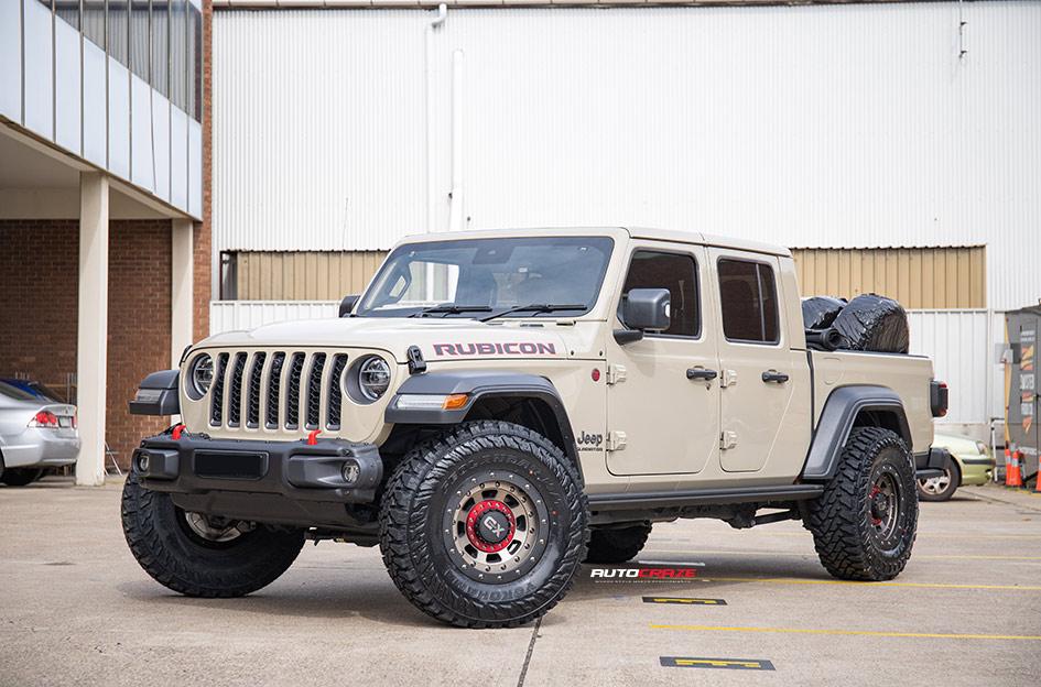 JEEP GLADIATOR FMJ XD SATIN BLACK WITH DARK TINT 1618968107 | Car ...