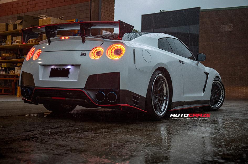 NISSAN GTR R35 FORGED ATTACK 5 MATTE CANDY BLACK POLISHED LIP