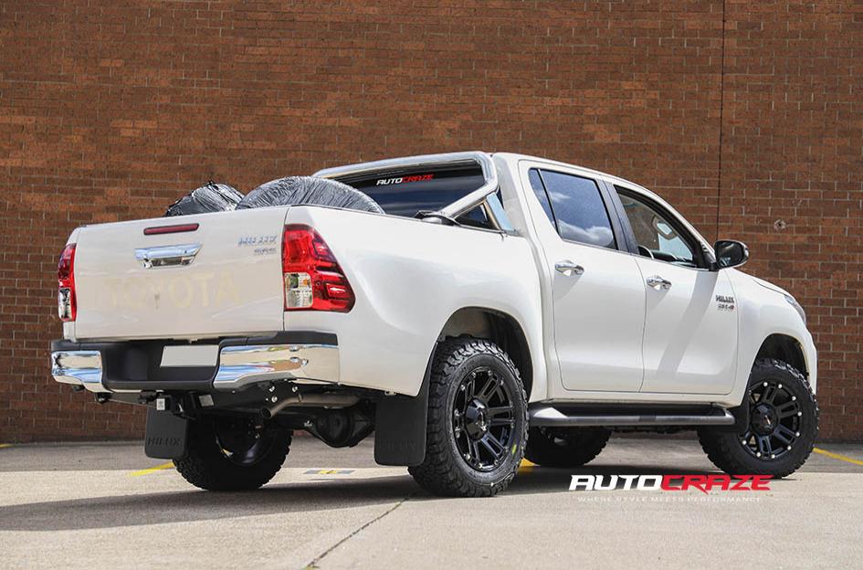 TOYOTA HILUX 4WD OUTLAW SATIN BLACK 1571002516 | Car gallery|- Auto Craze