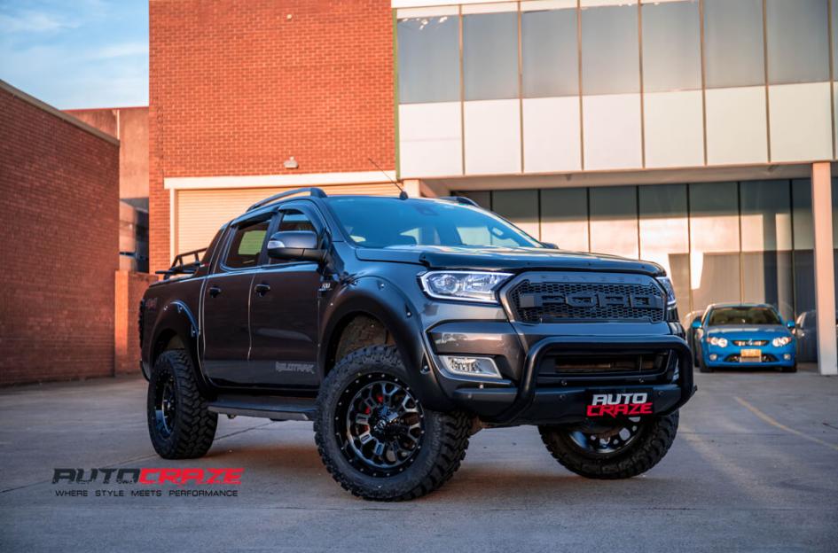 FORD RANGER CRUSH GLOSS BLACK DOUBLE DARK TINT 1523948307 | Car gallery ...