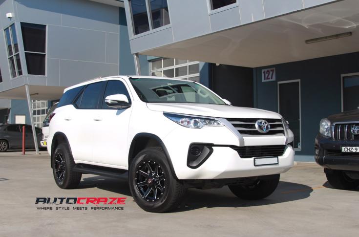 TOYOTA FORTUNER RAZORBACK GLOSS BLACK MILLED ACCENTS Car 